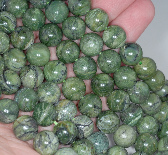 как выглядит 12MM GREEN CHRYSOPRASE GEMSTONE ROUND LOOSE BEADS 15.5" фото